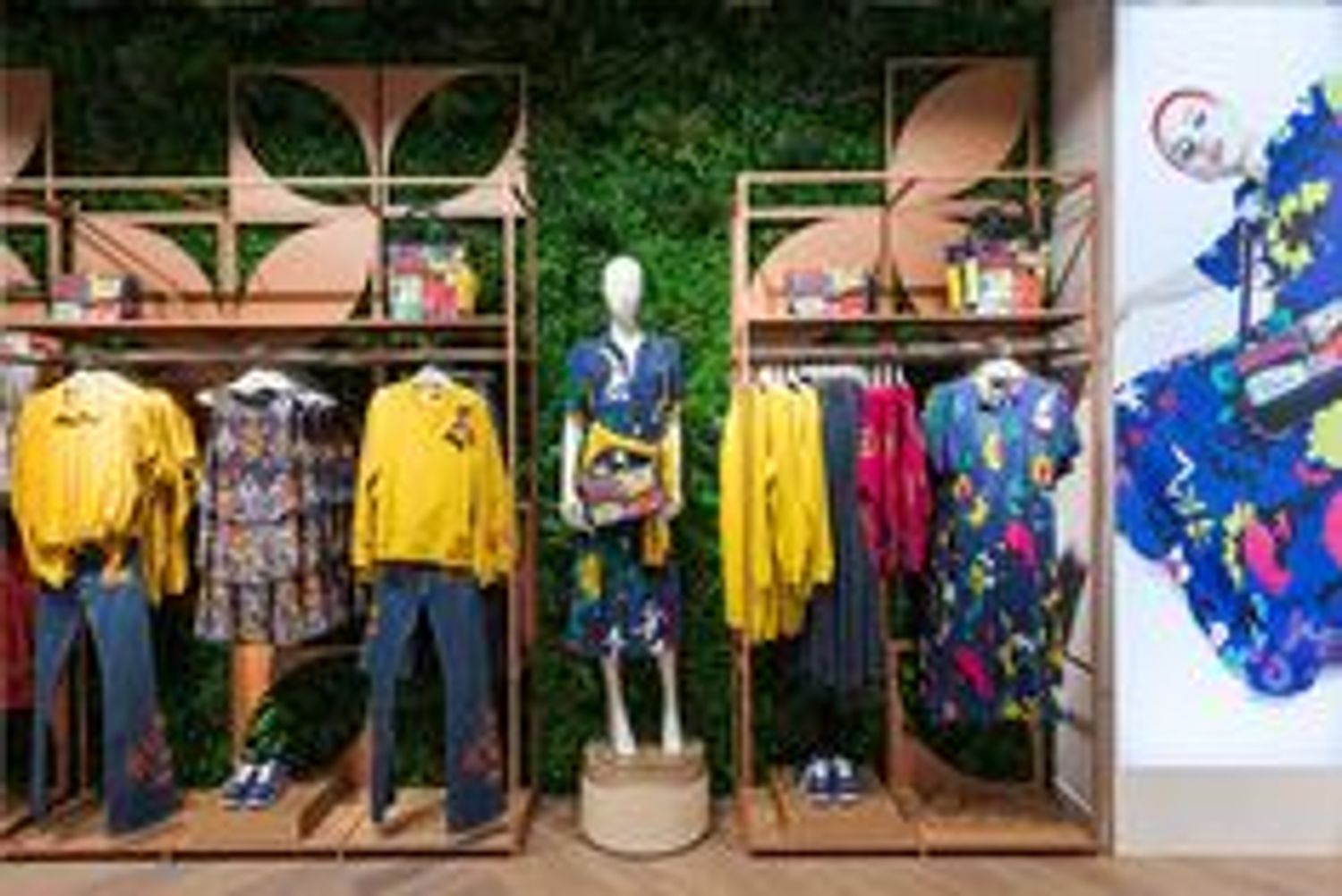 Explore Maeleechew Shop Ideas