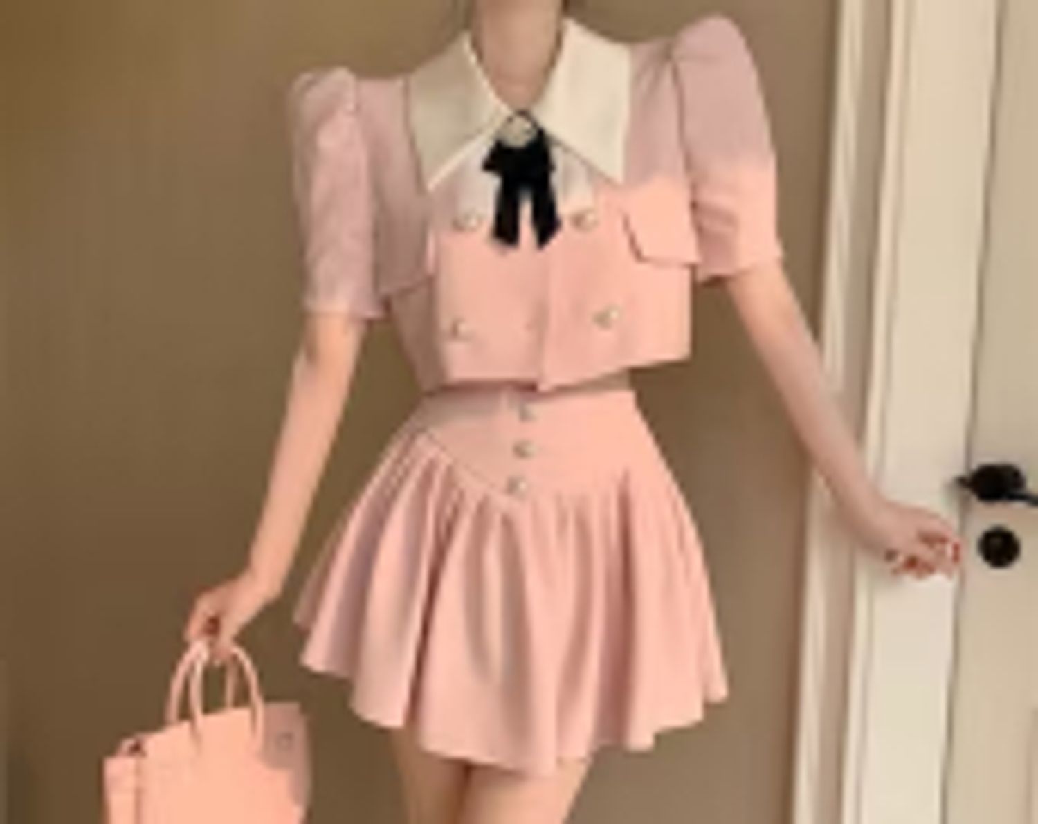 Explore sittichaixuwicha Shop Ideas