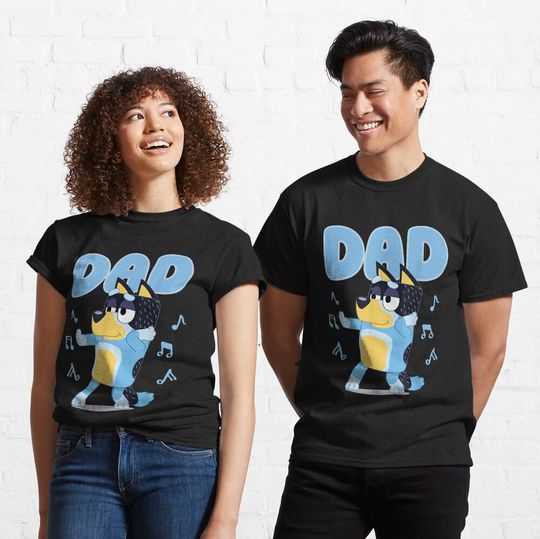 Discover Fathers Blueys Dad Mum Classic T-Shirt