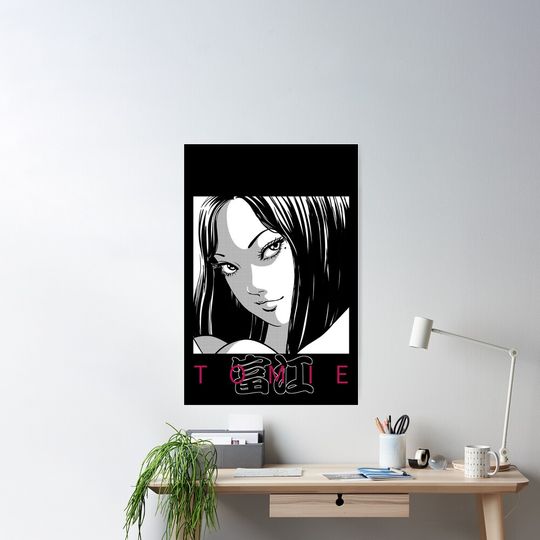 Discover Tomie JunIto Style Horreur Esthétique Poster