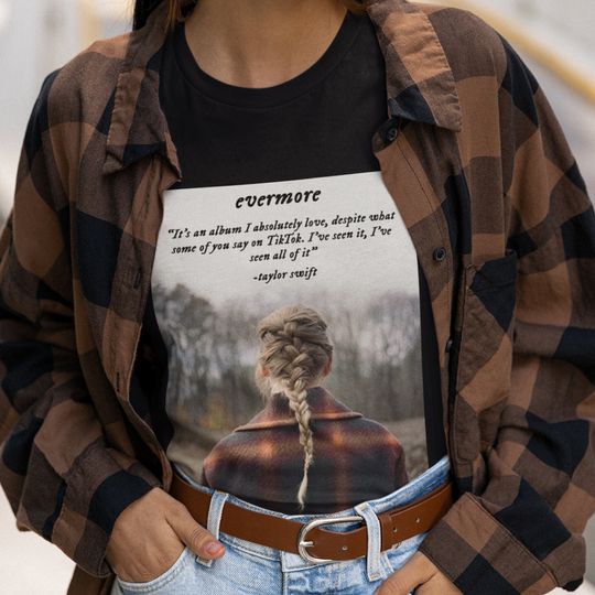 Discover Camiseta Vintage James Bond Goldfinger