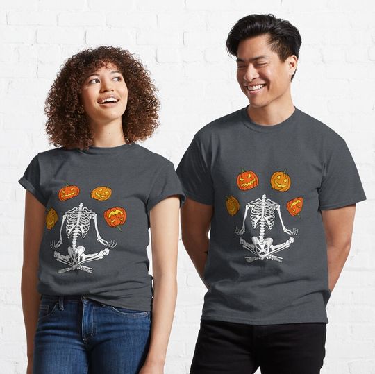 Discover 할로윈의 무서운 해골 클래식 티셔츠                      .