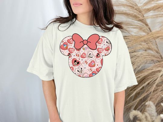 Discover 디즈니 발렌타인 데이 티셔츠