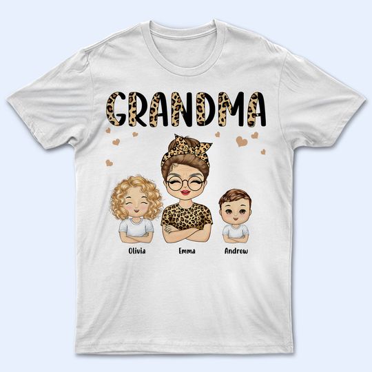 Discover Grandma With Grandkids - Gift For Mom, Mother, Nana, Family - Personalized Unisex T-Shirt