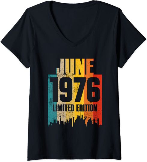 Discover Womens June 1976 Limited Edition Retro Vintage V-Neck T-Shirt