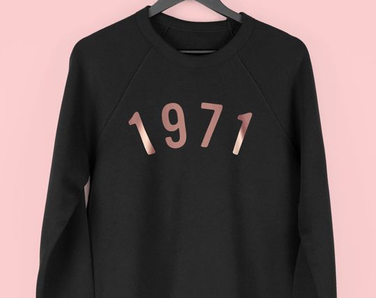 Discover 50th Birthday Sweatshirt for Women, 1971 Sweatshirt, 50th Birthday Gift for Women, 1971 Jumper for Her