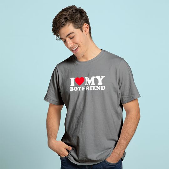 Discover T-shirt para Homem e Mulher I Love My Boyfriend | Presente no Dia dos Namorados