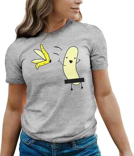 Discover T-shirt de Mulher Banana Despida Engraçada De Striptease
