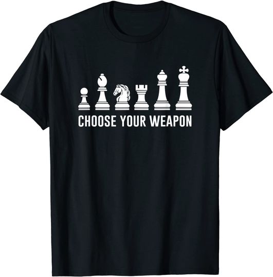 T-shirt Unissexo de Manga Curta Peças de Xadrez Choose Your Weapon