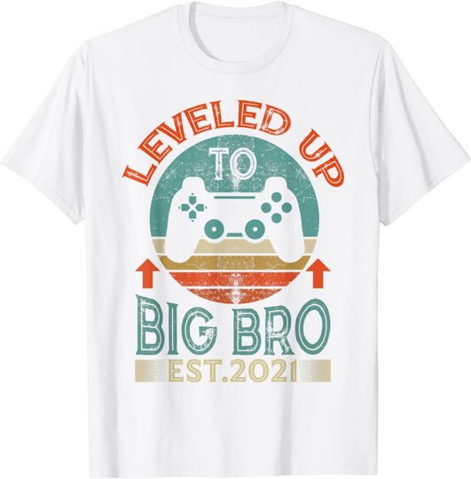 Discover T-shirt Unissexo de Manga Curta Vintage I Leveled Up To Big Brother Est 2021
