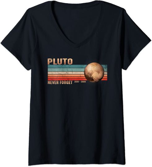 Discover T-shirt para Mulher Retro Pluto Never Forget 1930 - 2006 Decote em V