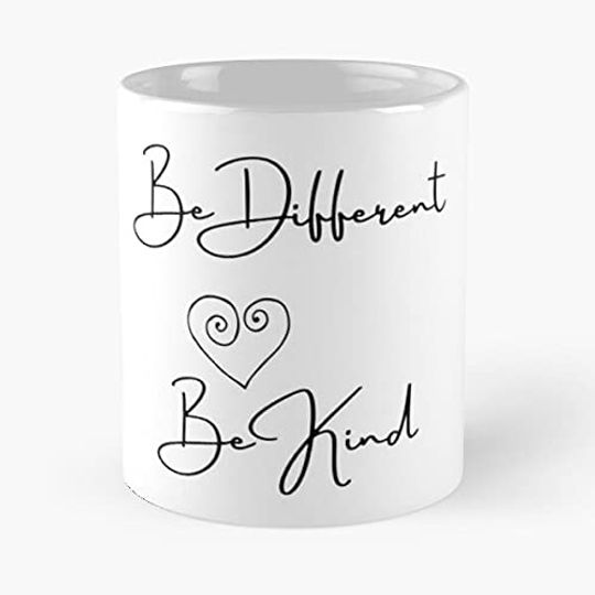 Discover Caneca de Cerâmica Clássica Be Different Be Kind