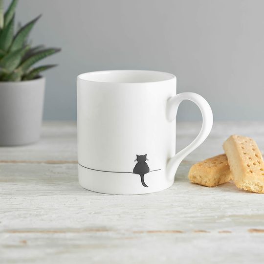 Discover Caneca de Cerâmica Clássica com Estampa de Gato Fofinho