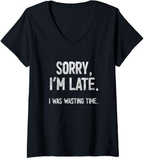 Discover T-shirt para Mulher Divertido Vintage Sorry I’m Late Decote em V