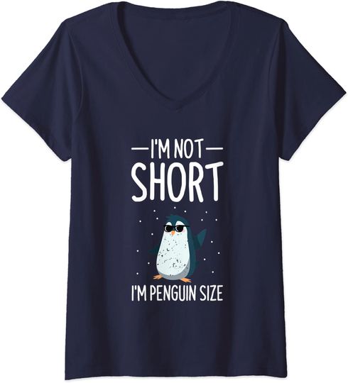 T-shirt de Mulher com Decote Em V Pinguim com Óculos de Sol I’m Not Short I’m Penguin Size