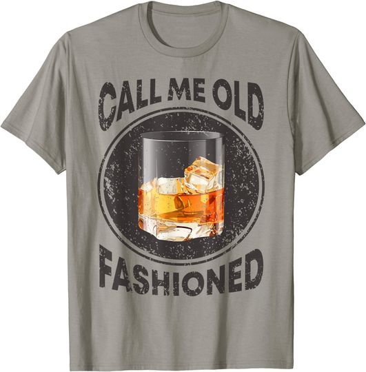 Discover T-shirt para Homem e Mulher Vintage Call Me Old Fashion com Whiskey