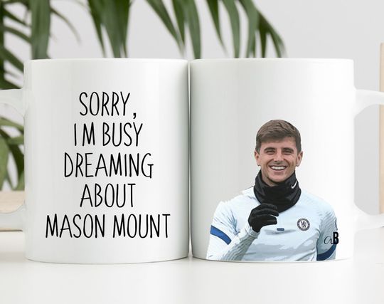 Discover Caneca de Cerâmica Clássica  Dreaming about Mason Mount  Euro 2020