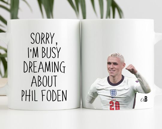Discover Caneca de Cerâmica Clássica  Dreaming about Phil Foden Euro 2020