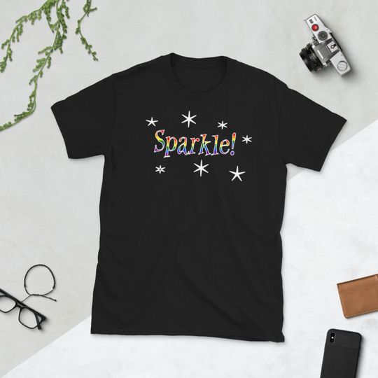 Discover Unissex T-Shirt Sparkle! Presente para Homem Mulher