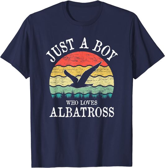 Discover Apenas Um Menino Que Ama Albatros T-Shirt