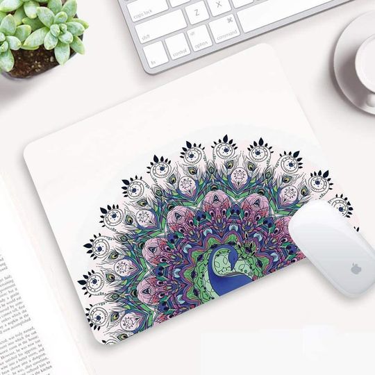 Discover Penas de Pavão Mouse Pad