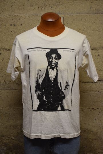 Discover Vintage 1995 Remembering Muddy Waters T-Shirt