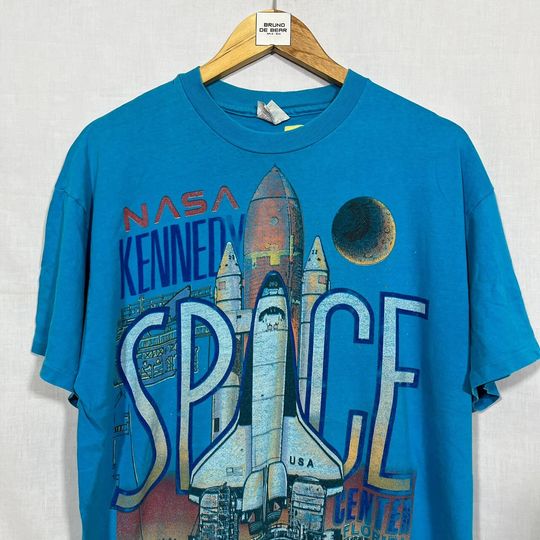 Discover Vintage 90's Kennedy Space Center shirt