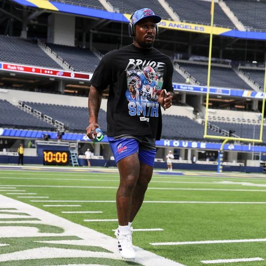 Discover Von Miller Bruce Smith Shirt, Bruce Smith Vintage 90s T- Shirt,