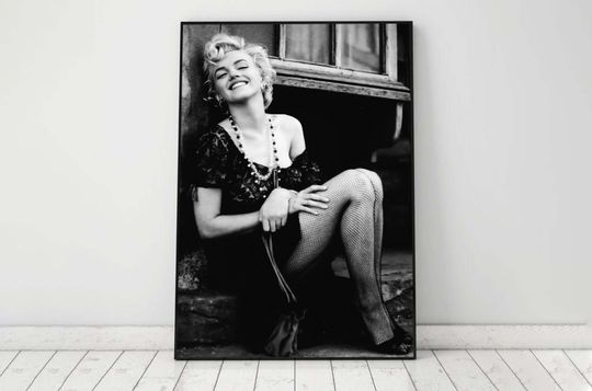 Discover Marilyn Monroe Poster