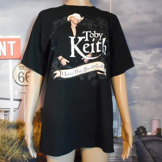Discover Toby Keith I Love This Bar & Grill T shirt