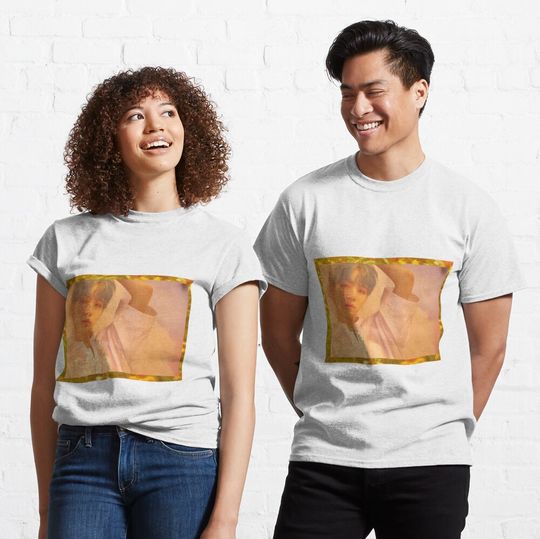 Discover Suga Classic T-Shirt