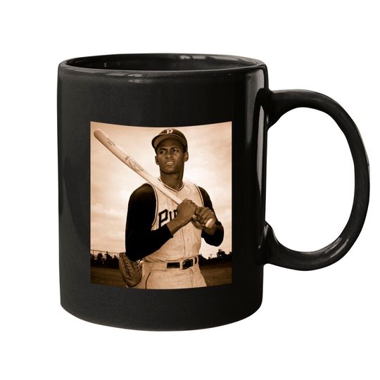 Discover Roberto Clemente trending Mugs