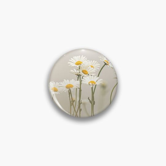 Discover Daisies Pin, Daisies Pin
