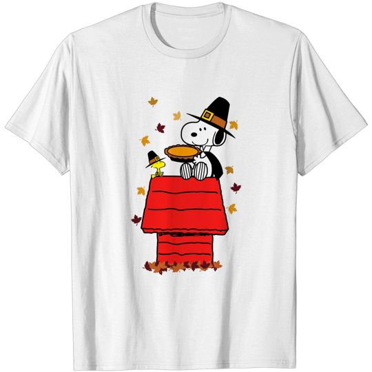 Discover Snoopy Thanksgiving - Snoopy - T-Shirt
