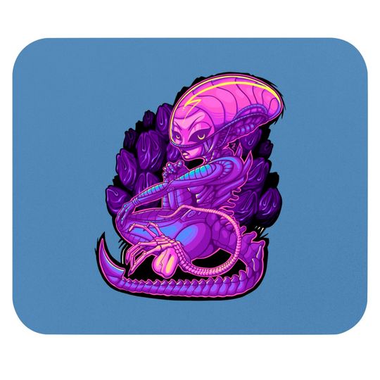 Discover Xenogirl - Xenomorph - Mouse Pads