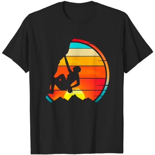 Discover Mountain M O U N T A I N C L I M B E R V I N T A G E S U N S E T T-Shirt