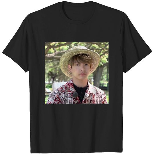 Discover Grubby Jungkook - Bts Grubby Jungkook - T-Shirt