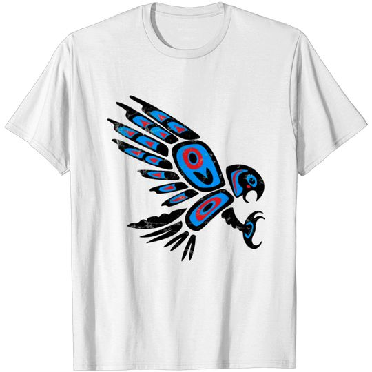 Discover native american red tailed hawk bird Totem tribal T-shirt