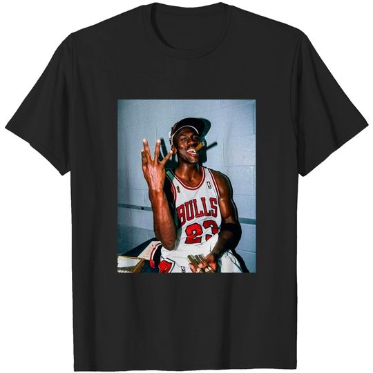 Discover MICHAEL JORDAN T-SHIRT