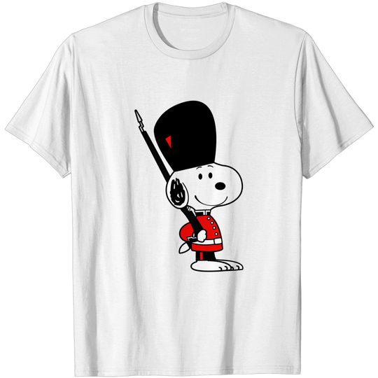 Discover Snoopy British Soldier - Snoopy - T-Shirt