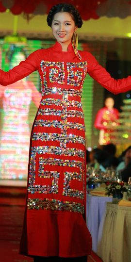Discover Sequence Door Ao Dai Vietnam
