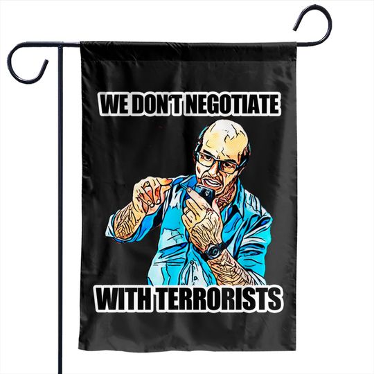 Discover Less grossman - Tropic Thunder - Garden Flags