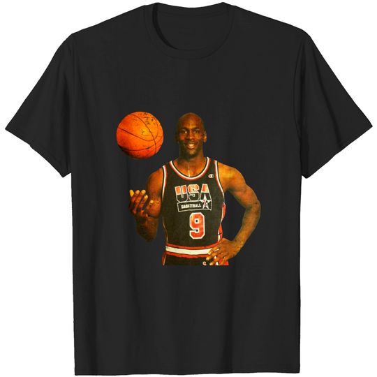 Discover basketball in jordan's hands - Michael Jordan - T-Shirt