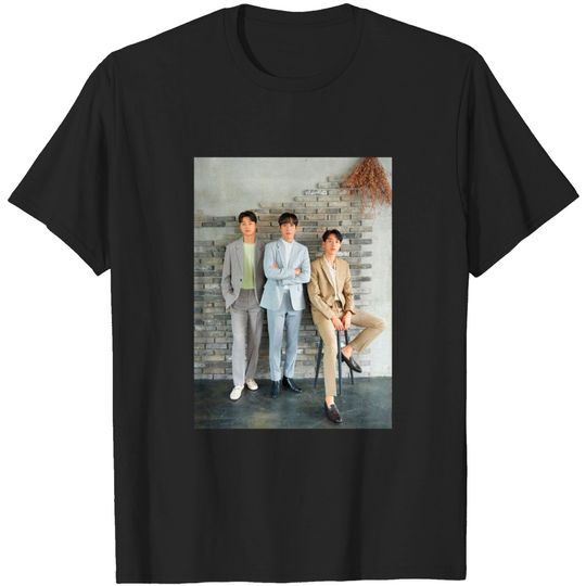 Discover CNBLUE Comeback Wanted 2021 - Kpop Merchandise - T-Shirt