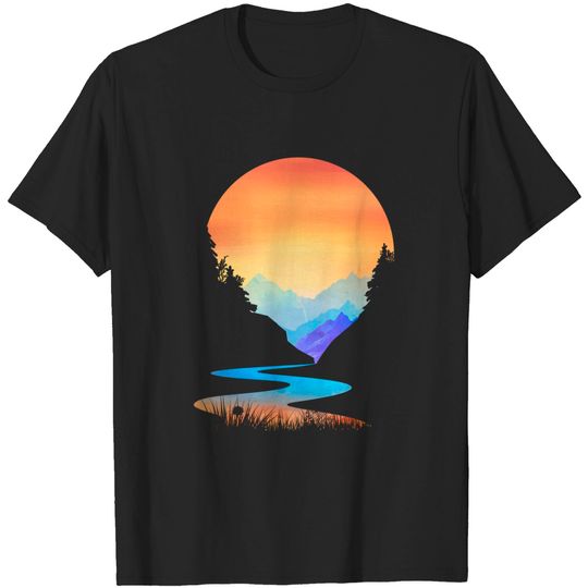 Discover Outdoor Sunset Vintage Style Mountains Sun Nature T-Shirt