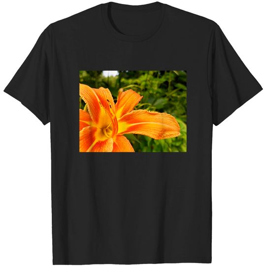 Discover Garden Tiger Lily - Tiger Lily - T-Shirt