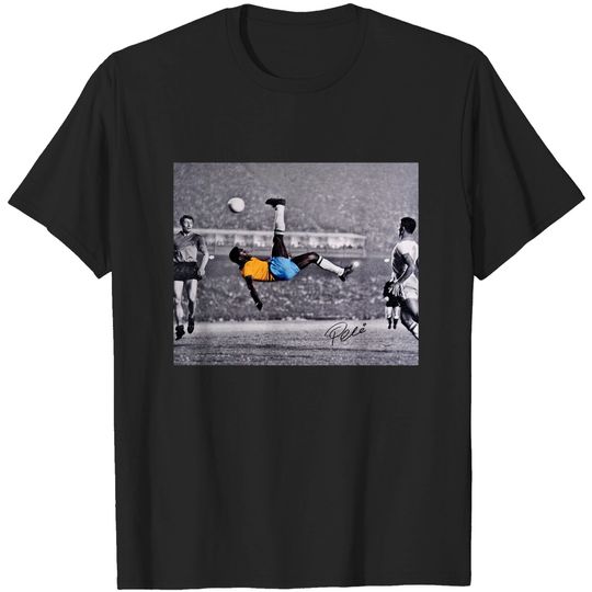 Discover Pele Iconic Bicycle Kick (1968) T-Shirt