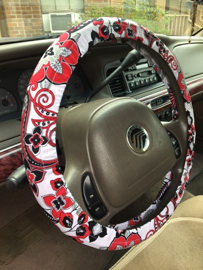 Discover Red and Black Paisley Steering Wheel Cover