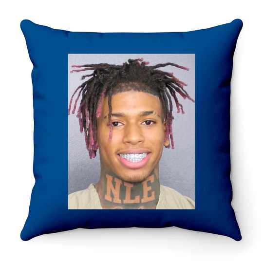 Discover NLE CHOPPA SMILING MUGSHOT Classic Throw Pillows