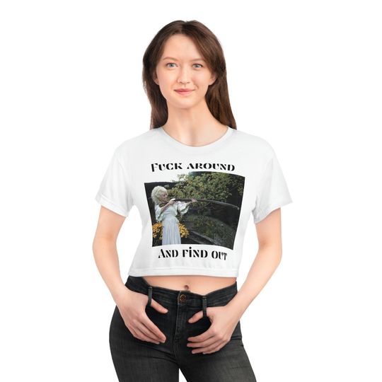 Discover Dolly Shirt Dolly Parton Flowy Cropped Tees
